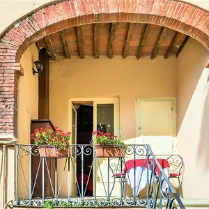 Gasthuis Antica Residenza Santa Chiara -city Center