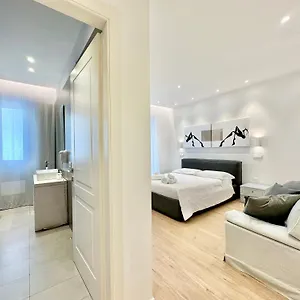 Ceo Luxury Di Frühstückspension Cagliari